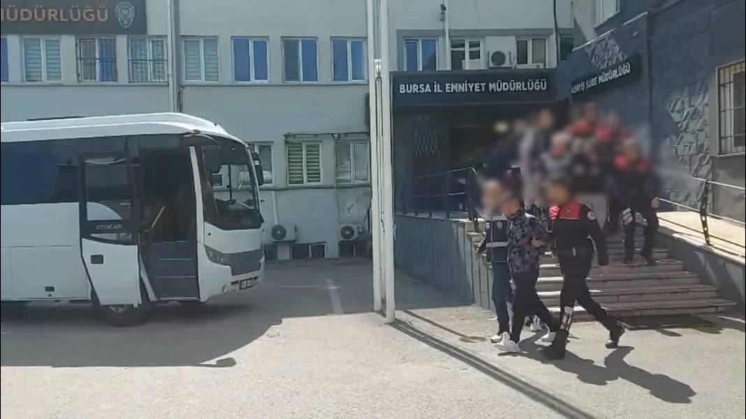 Büyük fuhuş operasyonu: 21 kadın tutuklandı! 2